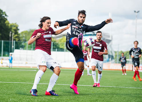 Örgrytes William Atashkadeh och Qvidings Anders Alö i