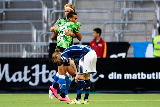 Halmstads Matthew Rusike jublar