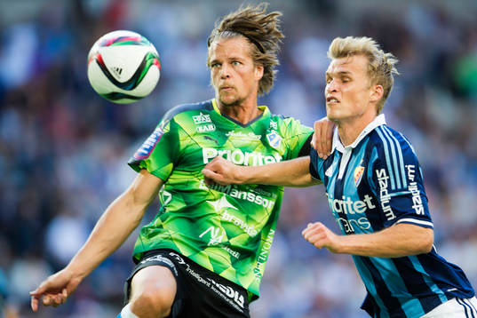 Halmstads Fredrik Liverstam och Djurgårdens Sebastian