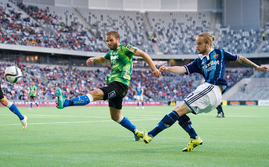 Halmstads Jesper Westerberg och Djurgårdens Daniel Berntsen