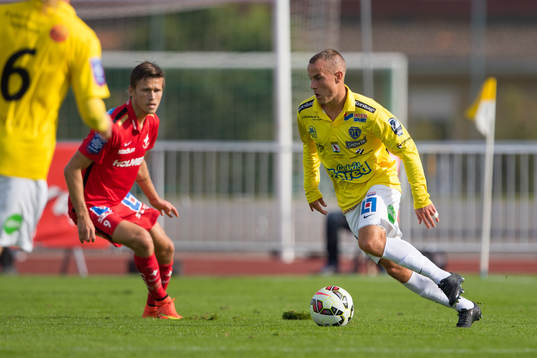 Norrköpings Arnór Ingvi Traustason och Falkenbergs Calle