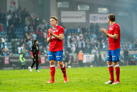 Helsingborgs Carl Johansson och Darijan Bojanic  deppar