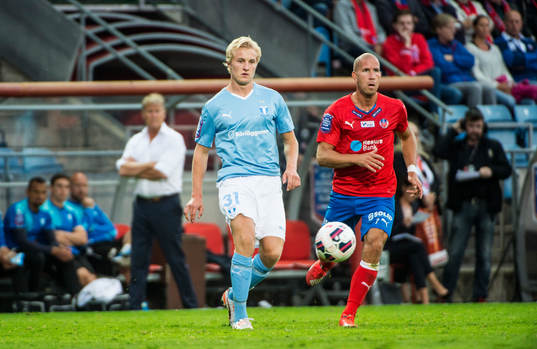 Malmö FFs Franz Brorsson mot Helsingborgs Mattias