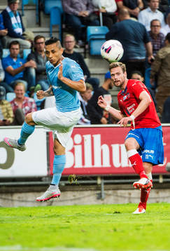 Helsingborgs Arnór Smárason och Malmö FFs Yoshimar Yotún