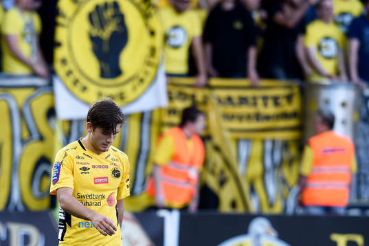 Elfsborgs Arber Zeneli deppar