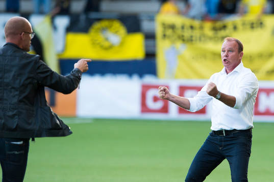 Sundsvalls tränare Roger Franzén jublar