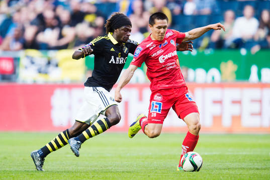 s Mohamed Bangura och Åtvidabergs Sebastian Ramhorn
