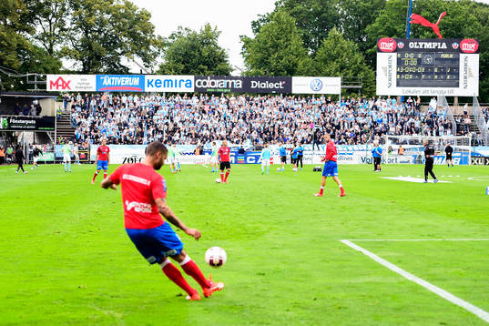 Helsingborgsspelare värmer upp