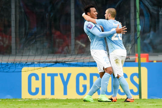 Malmö FFs Felipe Carvalho och Vladimir Rodic jublar