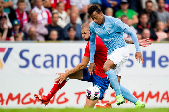 Malmö FFs Felipe Carvalho och Helsingborgs Robin Simovic