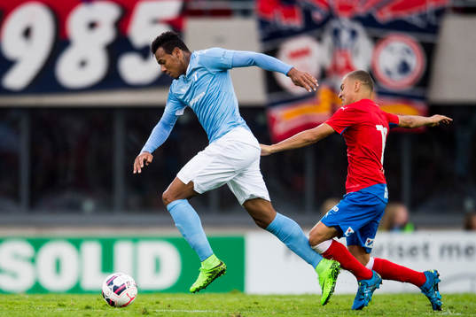 Malmö FFs Felipe Carvalho och Helsingborgs Jordan Larsson
