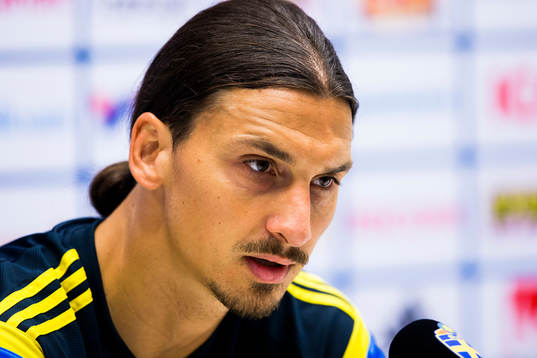Zlatan Ibrahimovic på en presskonferens