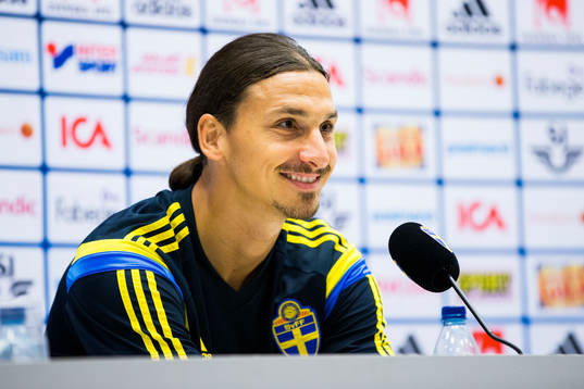 Zlatan Ibrahimovic på en presskonferens