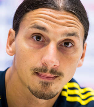 Zlatan Ibrahimovic på en presskonferens