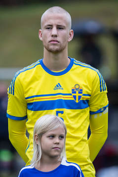 Filip Dagerstål i P18-landskampen i fotboll mellan Sverige