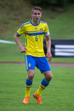 Ali Suljic i P18-landskampen i fotboll mellan Sverige och