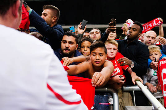 Bläddra bland fler bilder av Fotboll, Legends Game, Manchester United - Liverpool