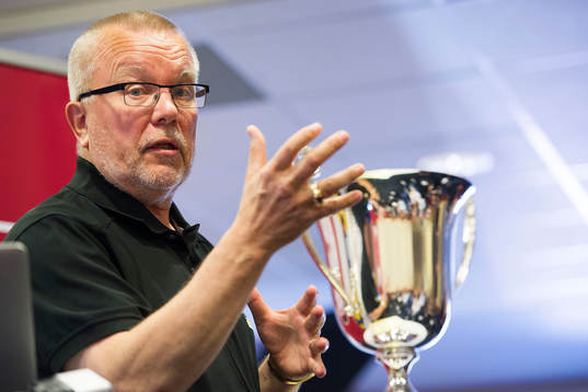 Svenska damlandslaget förbundskapten Leif