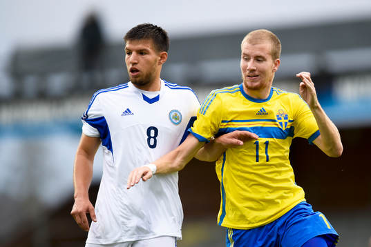San Marinos Massimo Muraccini och Sveriges Simon Gustafson