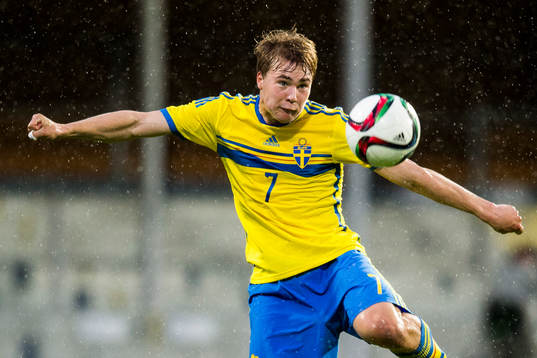 Sveriges Simon Tibbling