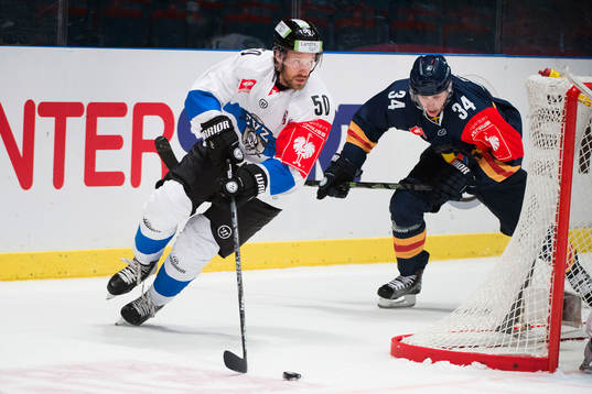 Zugs Daniel Sondell och Djurgårdens Daniel Brodin