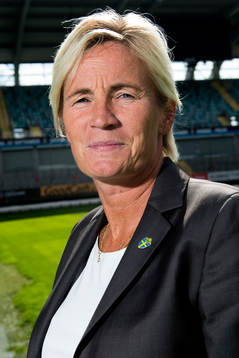 Sveriges assisterande förbundskapten Lilie Persson