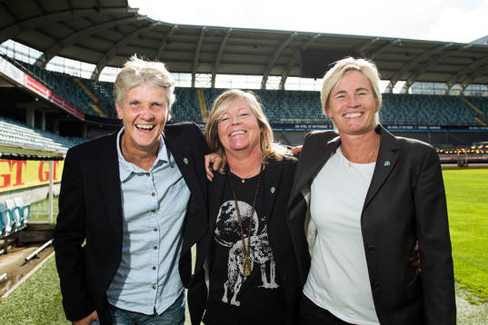 Sveriges Förbundskapten Pia Sundhage, landslagschef Marika
