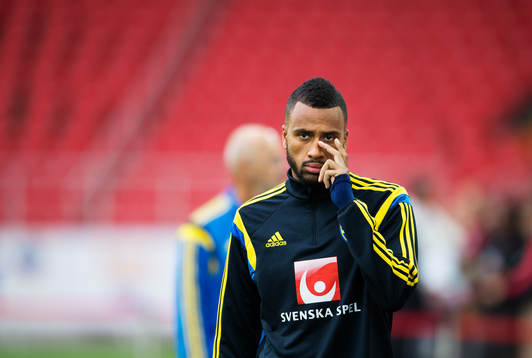 Isaac Kiese Thelin på Sveriges fotbollslandslag träning