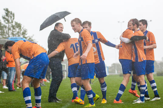 Vejbys spelare firar