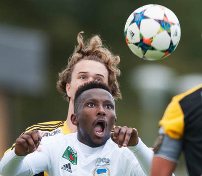IFK Hässleholms August Nilsson i matchen i division 2