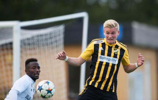 i matchen i division 2 mellan IFK Hässleholm och Österlen