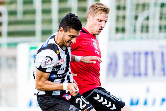 Landskronas Mohamed Ramadan och Oskarshamns Eric Persson i