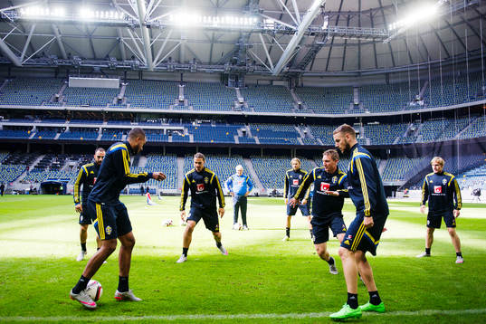 Isaac Kiese Thelin, Abdul Khalili, Zlatan Ibrahimovic, Ola