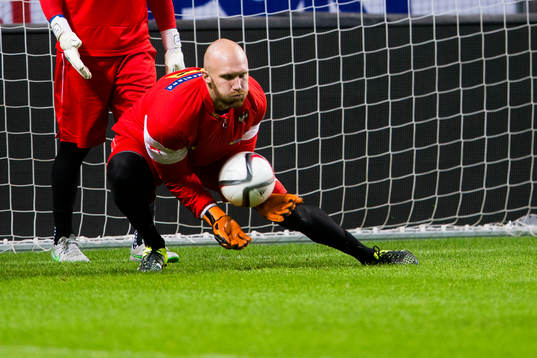 Österrikes målvakt Robert Almer