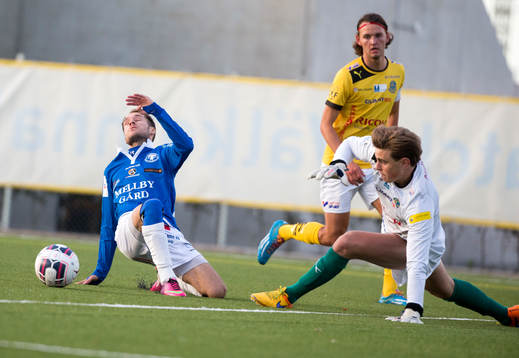 Trelleborgs Zoran jovanovic och Lunds målvakt Markus Norman