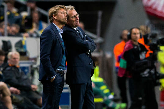 Sveriges player manager Markus Allbäck och förbundskapten