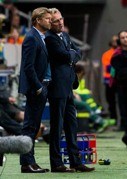 Sveriges player manager Markus Allbäck och förbundskapten