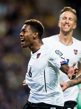 Österrikes David Alaba jublar
