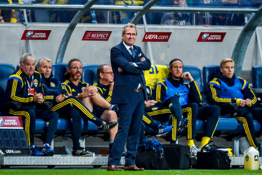 Sveriges förbundskapten Erik Hamrén deppar