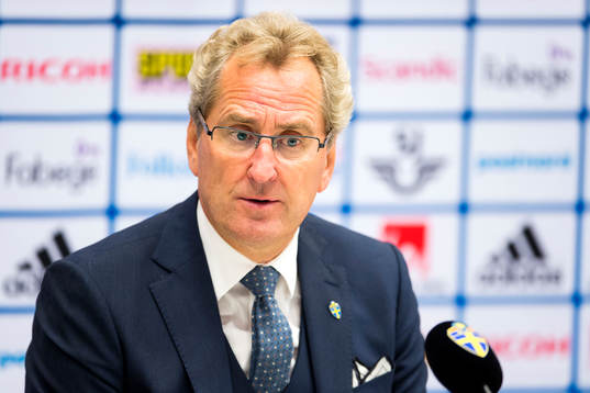 Sveriges förbundskapten Erik Hamrén på presskonferensen