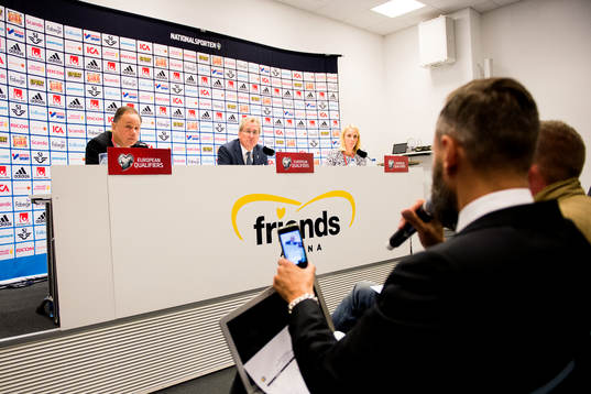 Sveriges förbundskapten Erik Hamrén på presskonferensen