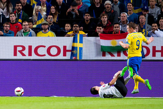 Sveriges Kim Källström drar ner Österrikes Zlatko