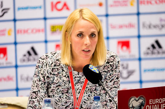 Hanna Olsson, dotter till förbundskaptenen i handboll,