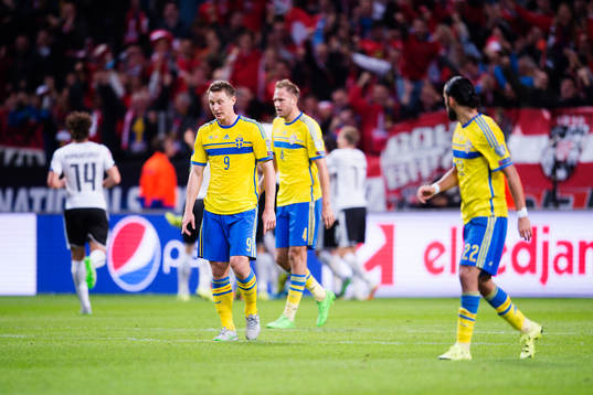 Sveriges Kim Källström, Andreas Granqvist och Erkan