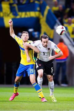 Sveriges Marcus Berg och Österrikes Christian Fuchs