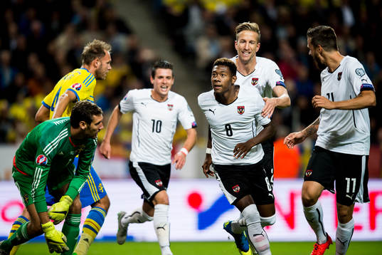 Österrikes David Alaba jublar
