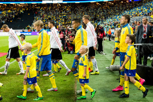 Sveriges Emil Forsberg, Martin Olsson och Marcus Berg gör