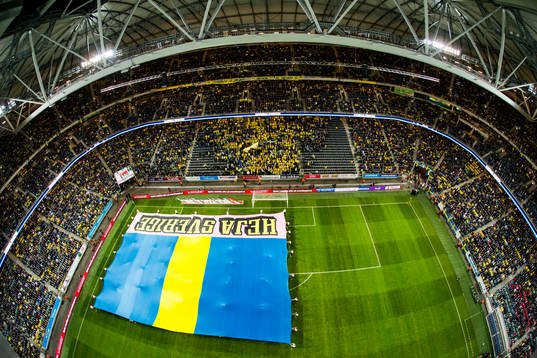 Stora inmarschflaggan på Friends Arena