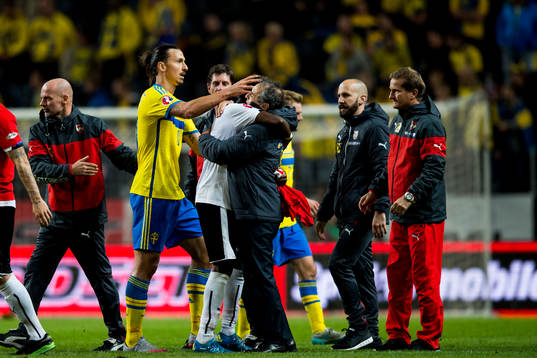 Sveriges Zlatan Ibrahimovic klappar om Österrikes David