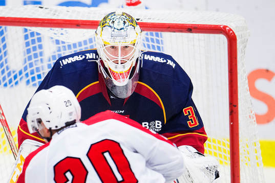 Djurgårdens målvakt Mikael Tellqvist och Malmö Redhawks
